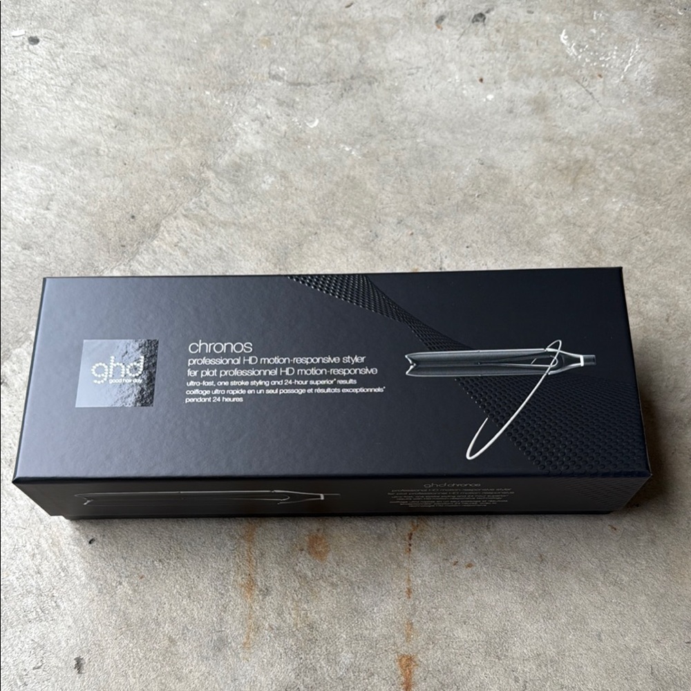 ghd Chronos flat iron new never used